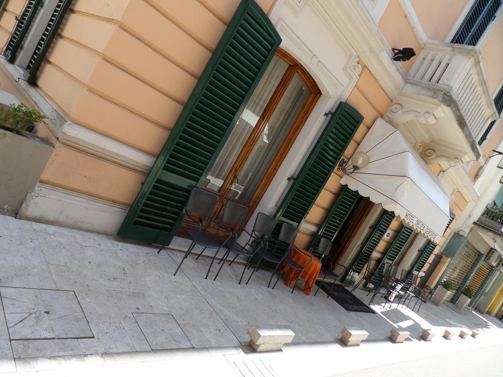 Hotel Delizia Genovese Монтекатини-Терме Экстерьер фото